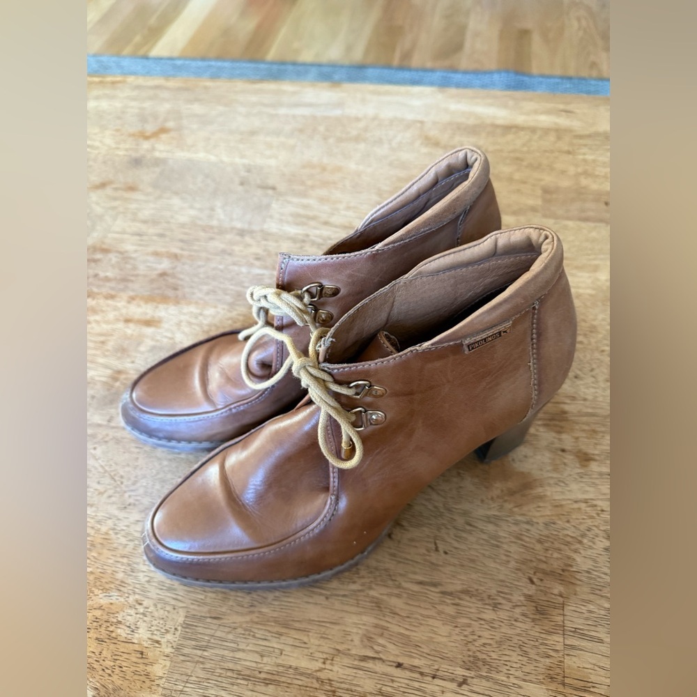 PIKOLINOS Brown Heeled Boots‎ with Lace-up Design